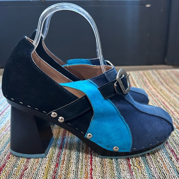 Fluevog NEARLY NEW Summer of Love Amor 60s-inspired blue suede clog-6.5 (fits 7) - Picture 4 of 16